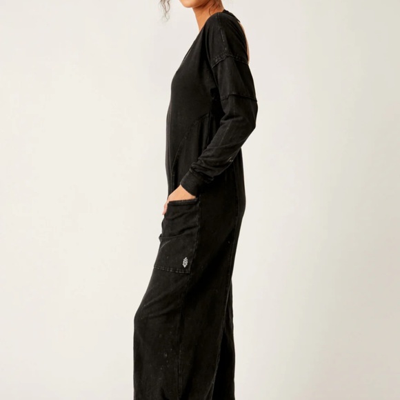 Hot Shot Runner One-Piece - Picture 6 of 8